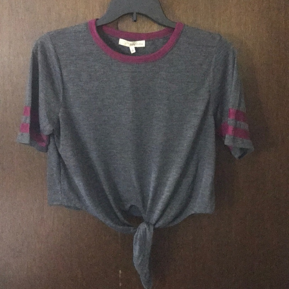 Rewind cropped baseball Tee w/front tie